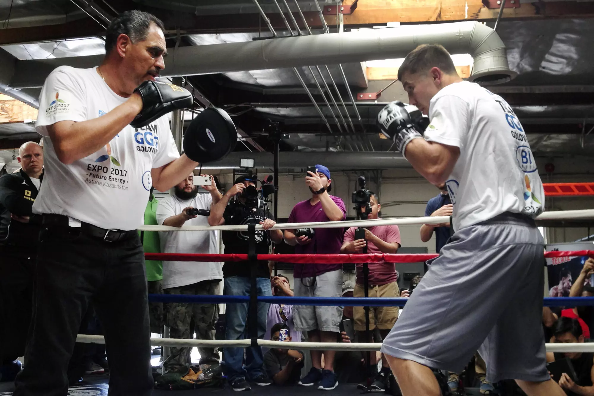 ‘Los boxeadores ganan menos que el salario mínimo’: Abel Sánchez y pugilistas locales reaccionan a estudio