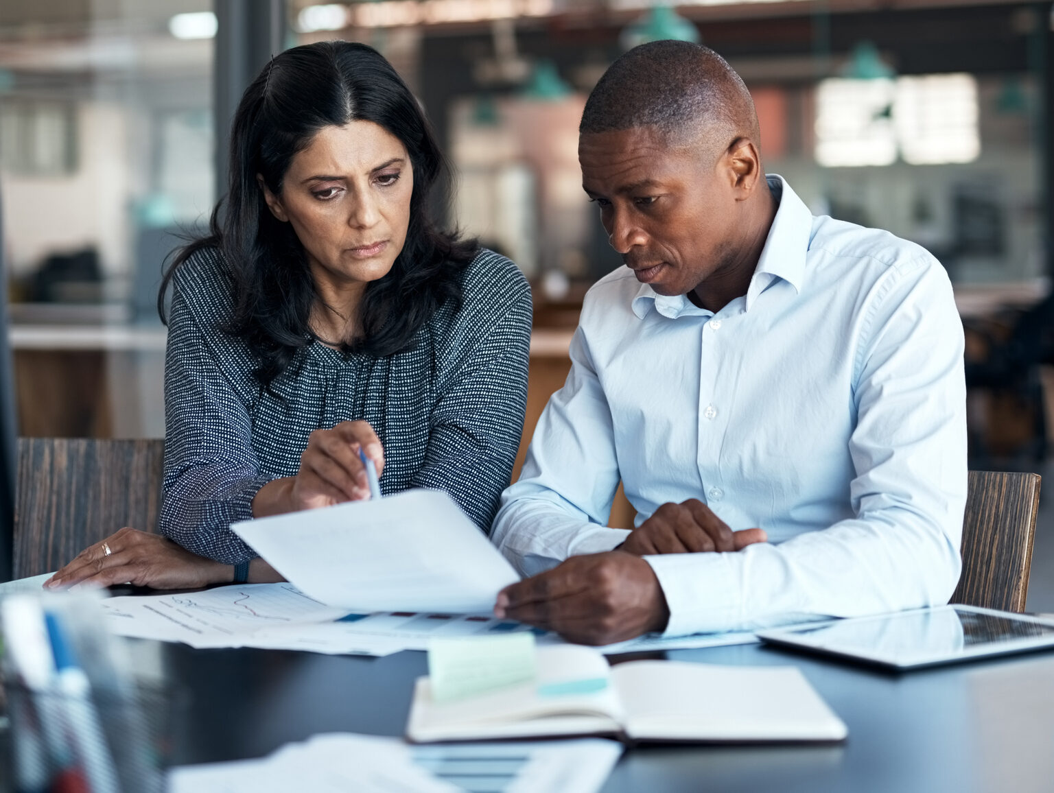 Black and Latino Homeowners Face Serious Barriers to Refinancing in Los Angeles County